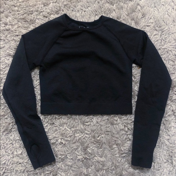 2-Piece Black Vital Seamless Leggings + Top Set - Picture 4 of 5